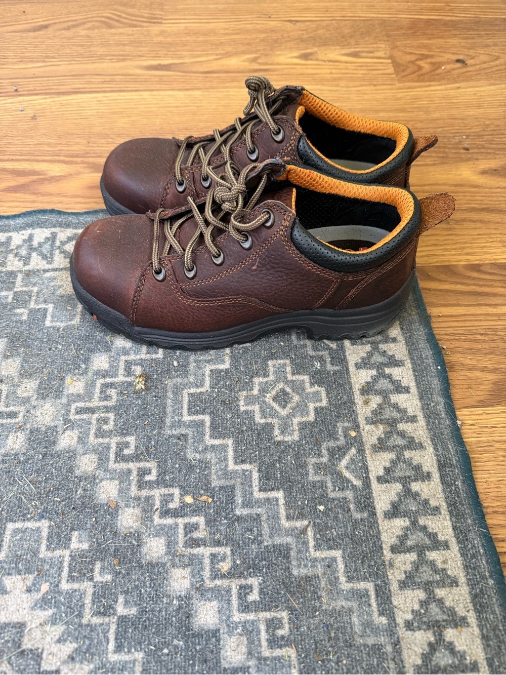 Brown Women’s Leather Work Shoes